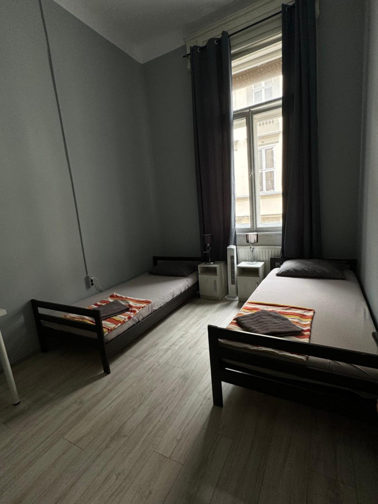 Boomerang Hostel Budapest Exterior photo
